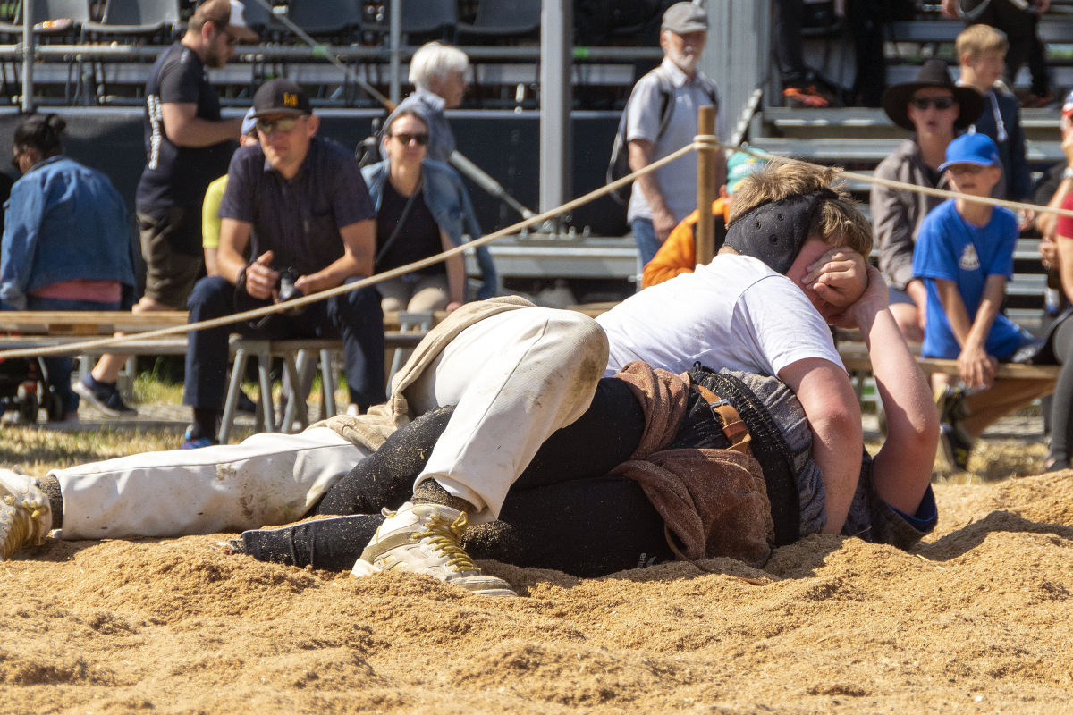 Urdof, 18.05.2025, Zürcher Kant. Nachwuchsschwingfest, Djago Huber (o) Schwingen - Zürcher Kant. Nachwuchsschwingfest 2025