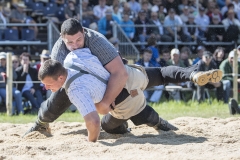 Samir Leuppi gewinnt gegen Urs Giger (Foto: W. Schaerer)